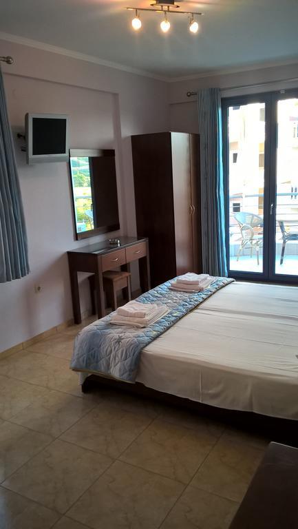 Enalion Aparthotel Olympiaki Akti Exterior photo